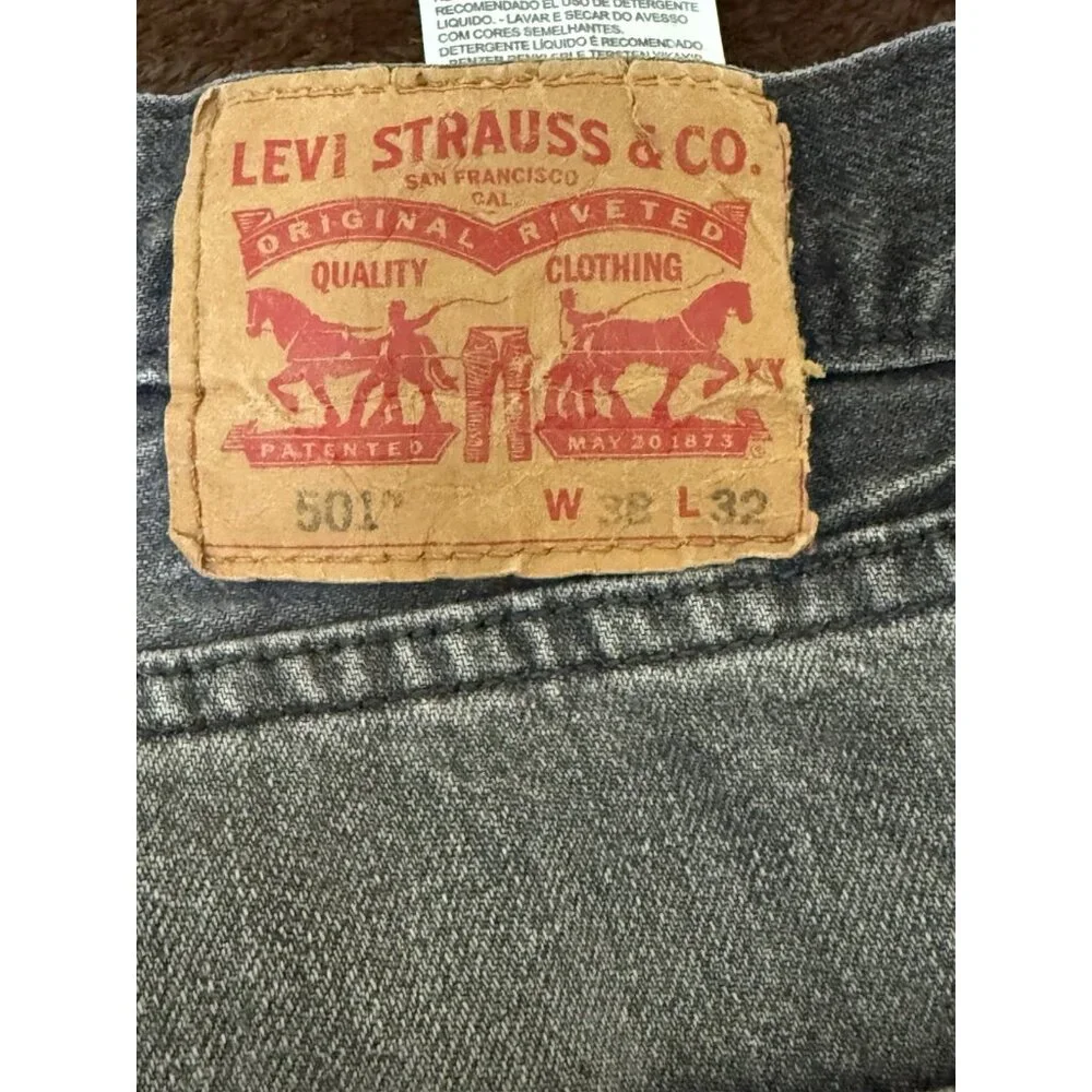 Vintage Levi's 501 Jeans Mens 38x32 Black‎ Denim Jeans Button Fly Straight Leg